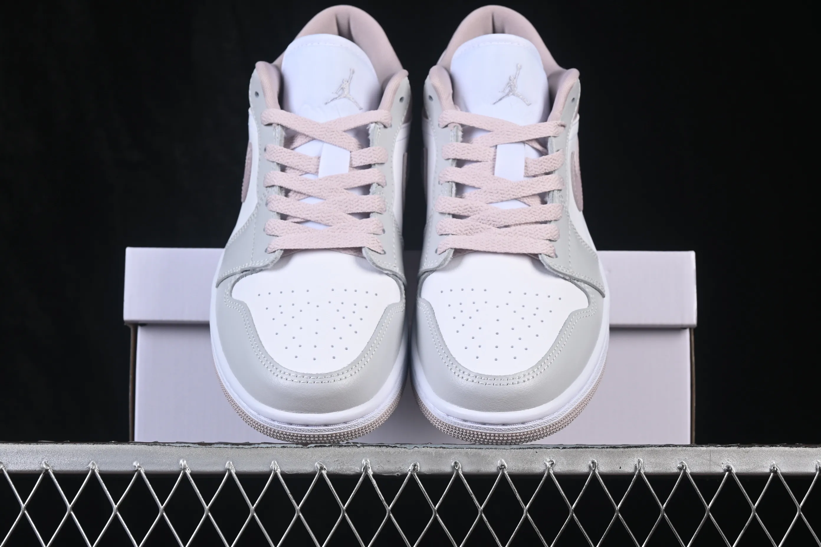 All categories Air Jordan Jordan series basketball shoes Air Jordan 1 Low G version pure original Air Jordan 1 Low AJ1 Joe 1 rice white powder low-top cultural casual sneakers DC0774-606